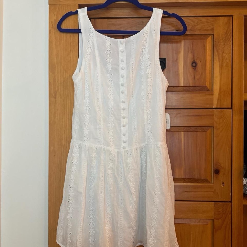 layla eyelet mini dress Red Tie Back - US 16 100% Cotton Lining Francesca's Layla Tie Front Eyelet